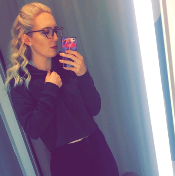 Meet your Posher, Katie - Picture 1 of 1